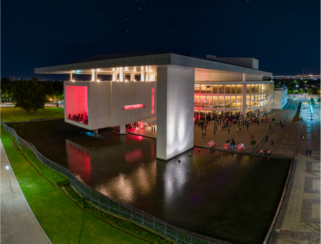 Adamant Grand León Campestre