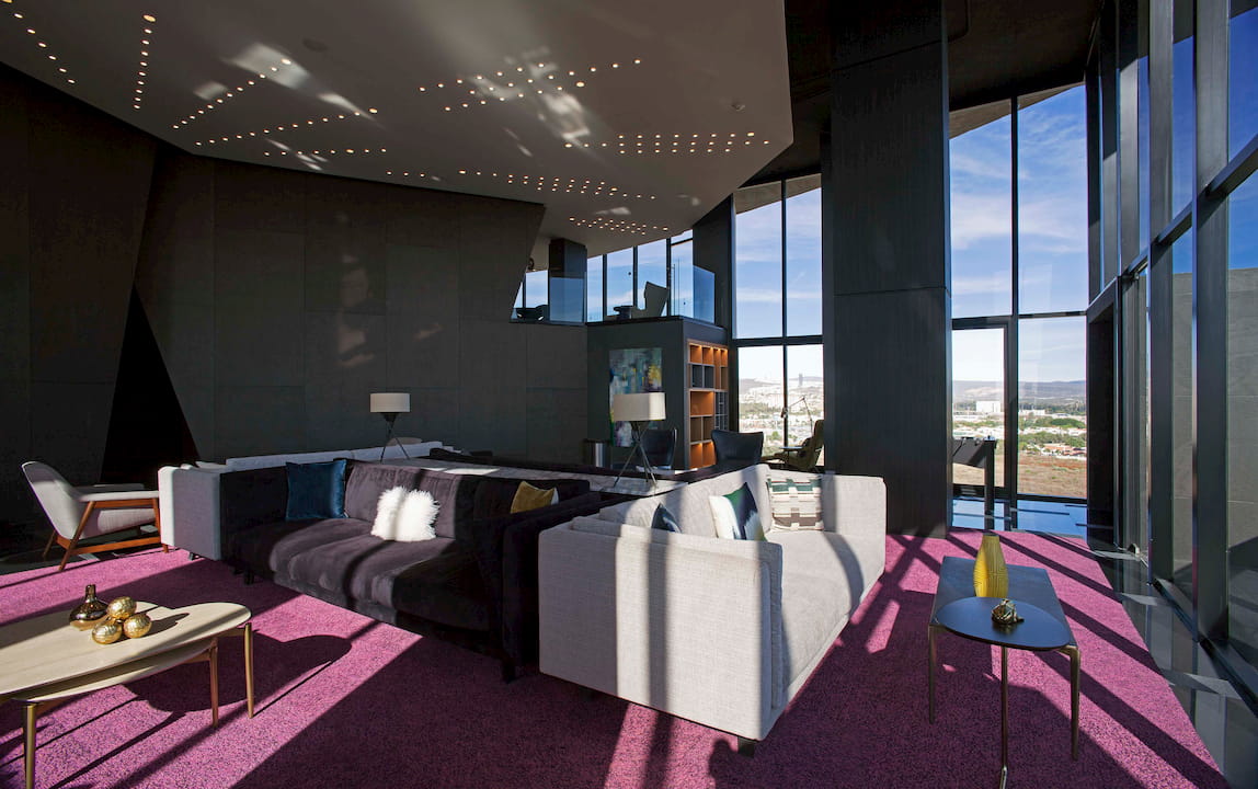 Adamant Leon I Interiores