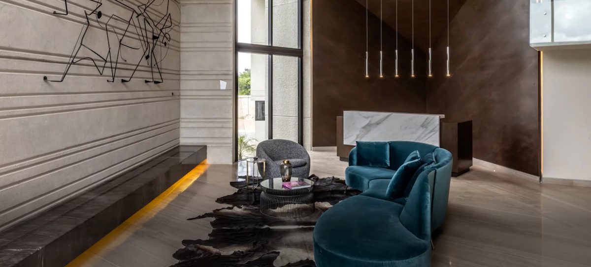 Adamant Mérida amenidades lobby