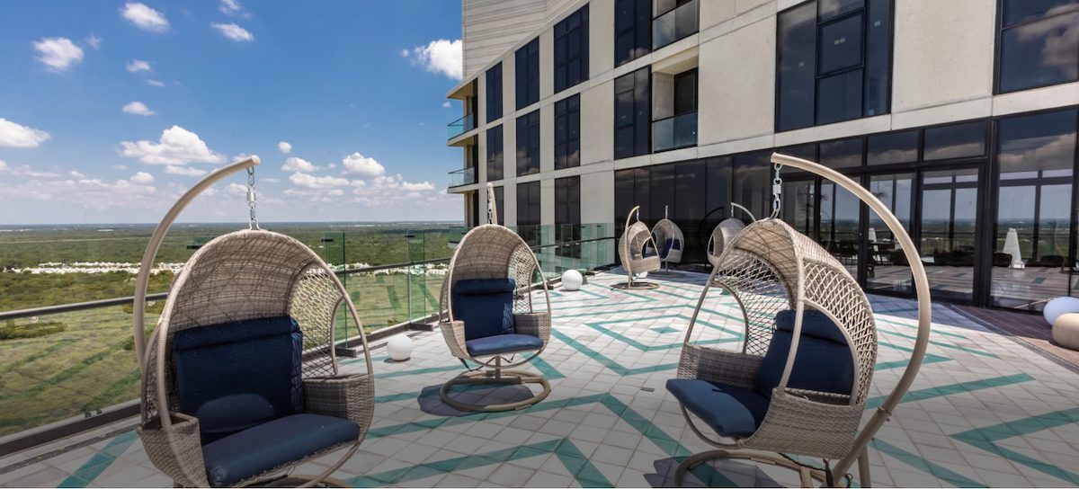 Adamant Mérida amenidades relax-roof