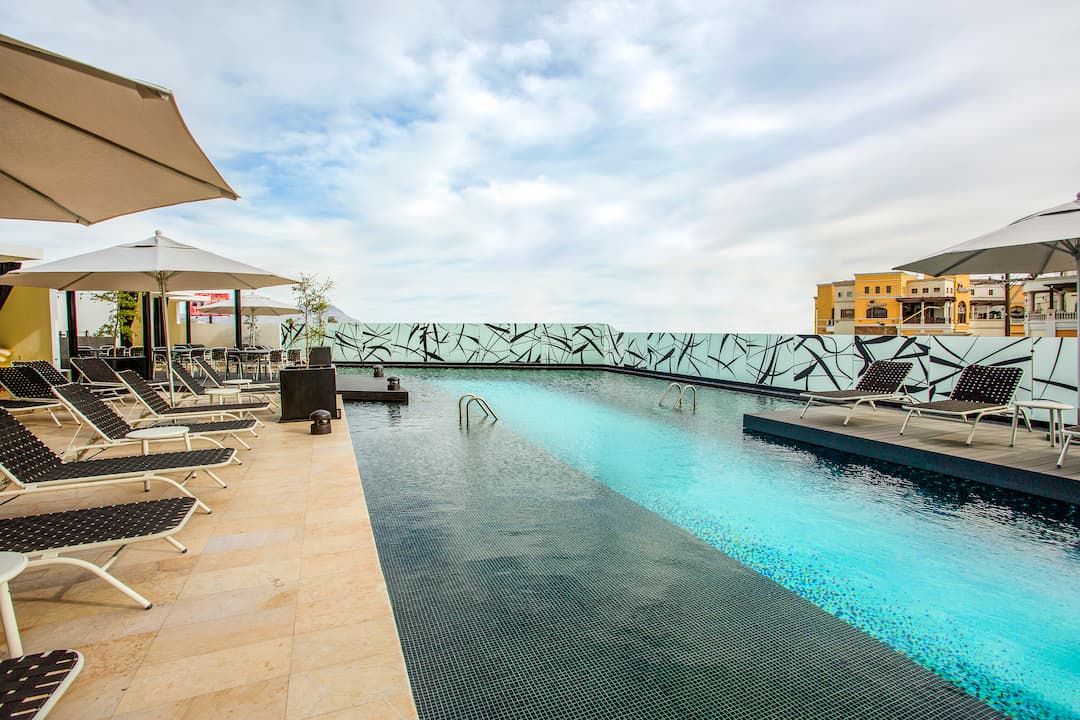 Adamant Tijuana Hipódromo Exteriores